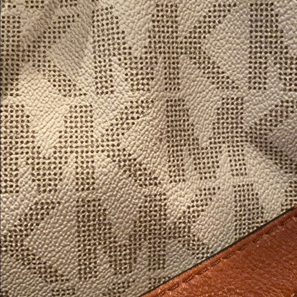 Michael Kors large Hamilton leather bag - Picture 7 of 8